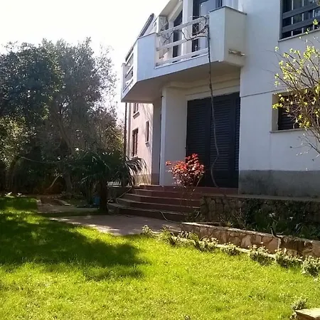 Apartman Lili Appartement
