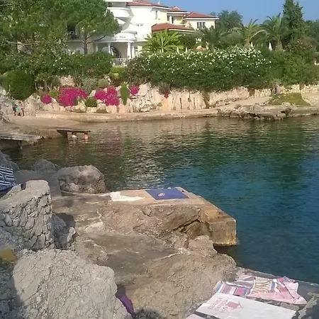 Apartman Lili *