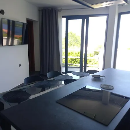 Apartman Lili Malinska